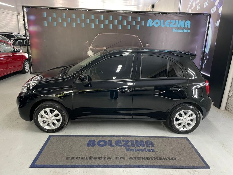 Nissan MARCH SV 1.6 16V FlexStart 5p Mec.