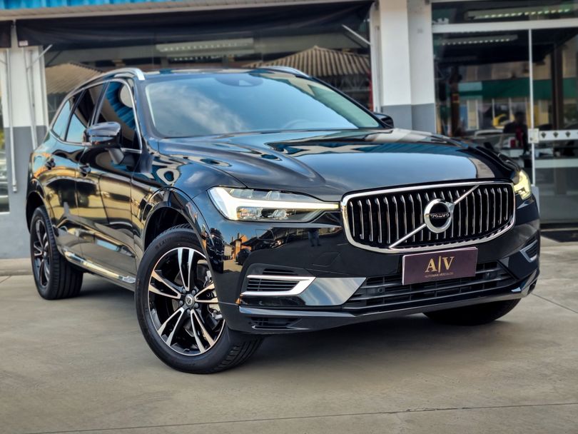 Volvo XC 60 T-8 HÍBRIDO MOMENTUM 2.0 5p