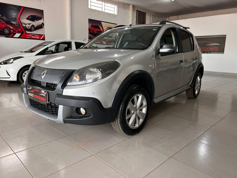 Renault SANDERO STEPWAY Hi-Flex 1.6 16V 5p Aut.