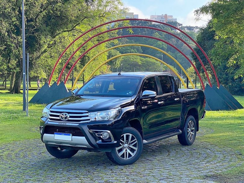 Toyota Hilux CD SRV 4x2 2.7 Flex 16V Aut.