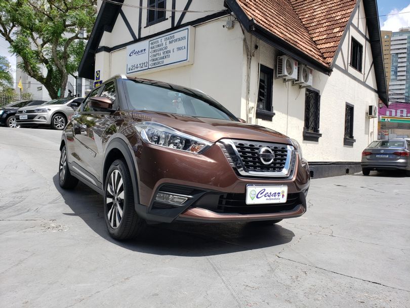 Nissan KICKS SL 1.6 16V FlexStar 5p Aut.