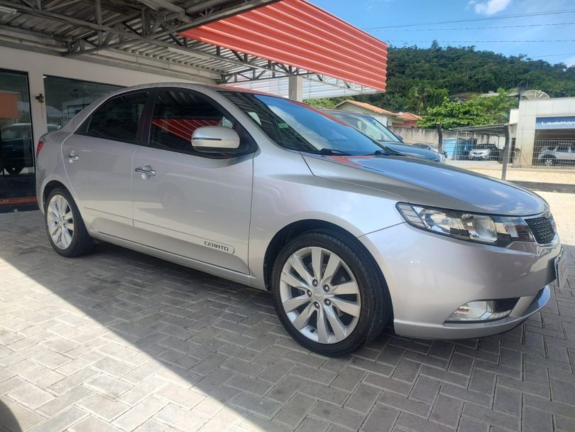 Kia Motors Cerato 1.6 16V Aut.