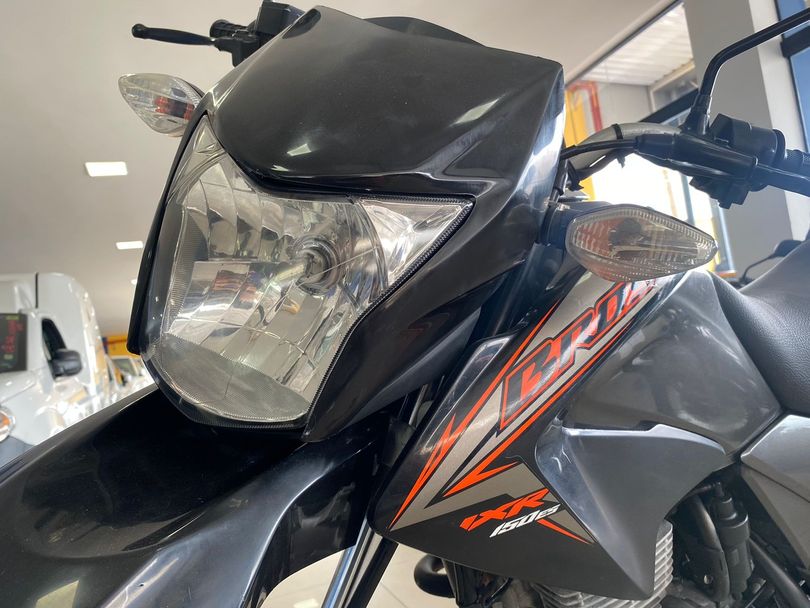 Honda ESD 150 BROS