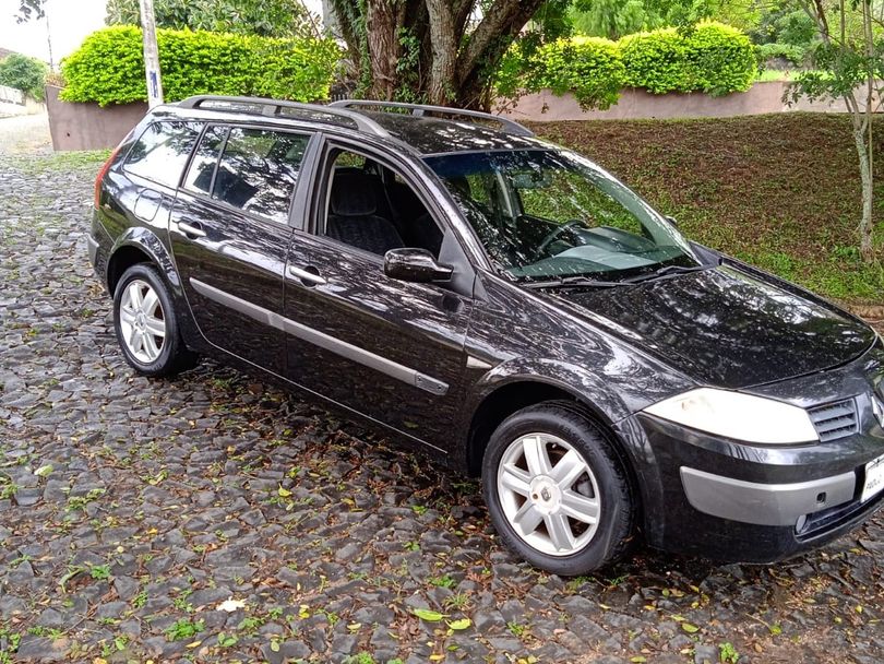 Renault Megane Grand Tour Dynam. Hi-Flex 1.6 16V