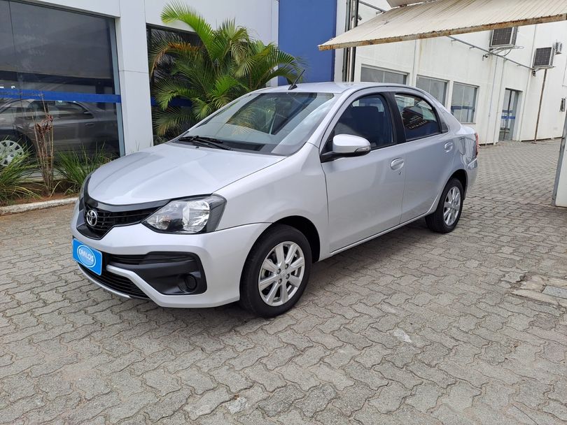 Toyota ETIOS X Plus Sedan 1.5 Flex 16V 4p Mec.