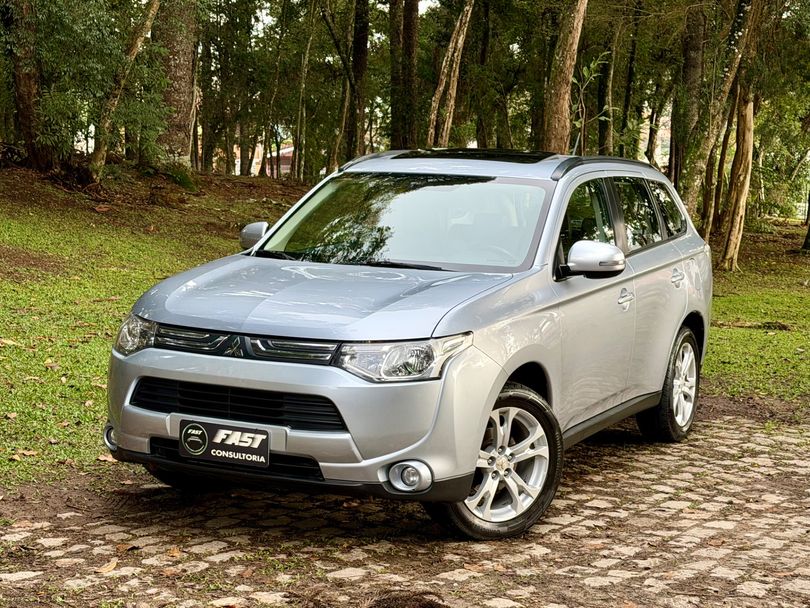 Mitsubishi OUTLANDER 2.0 16V 160cv Aut.