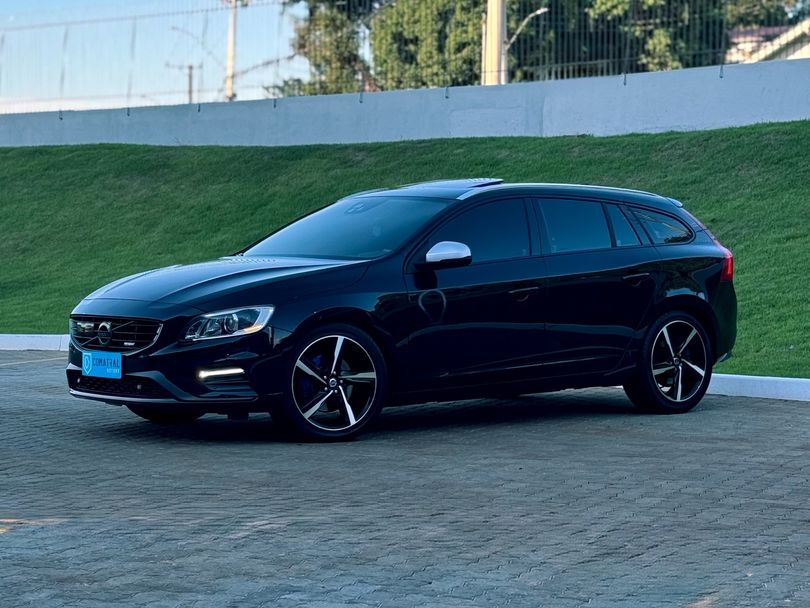 Volvo V60 T-6 R-DESIGN 3.0 AWD 4p