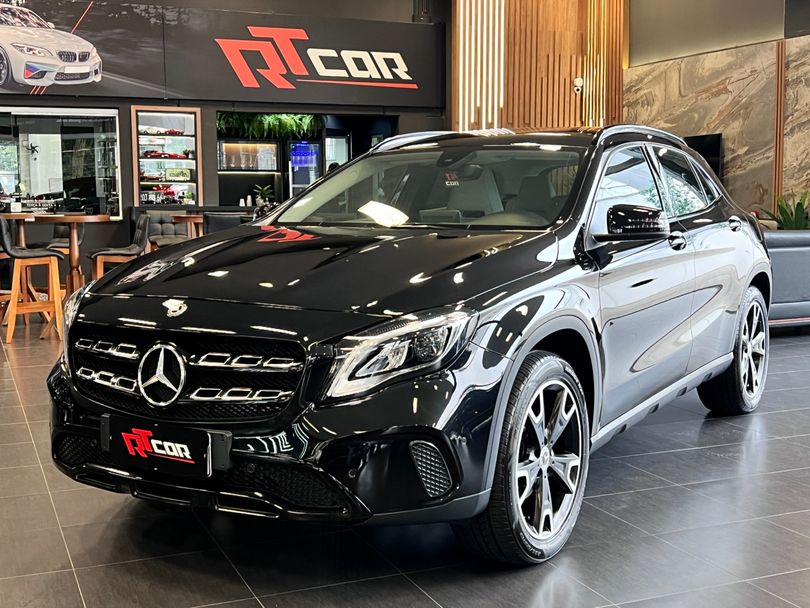 Mercedes GLA 200 Night 1.6. TB 16V Flex Aut.