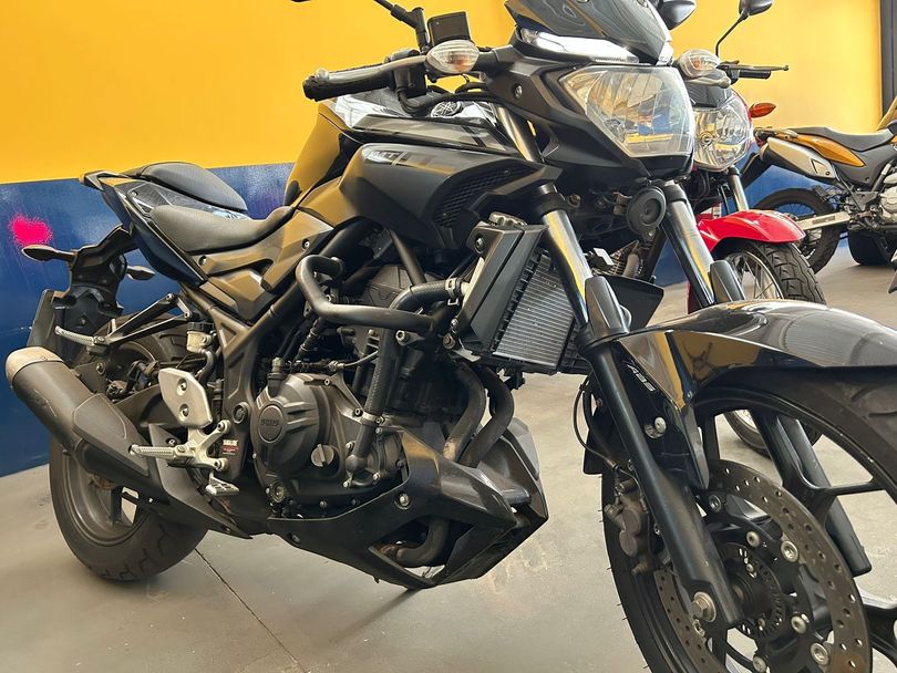 YAMAHA 321/ABS