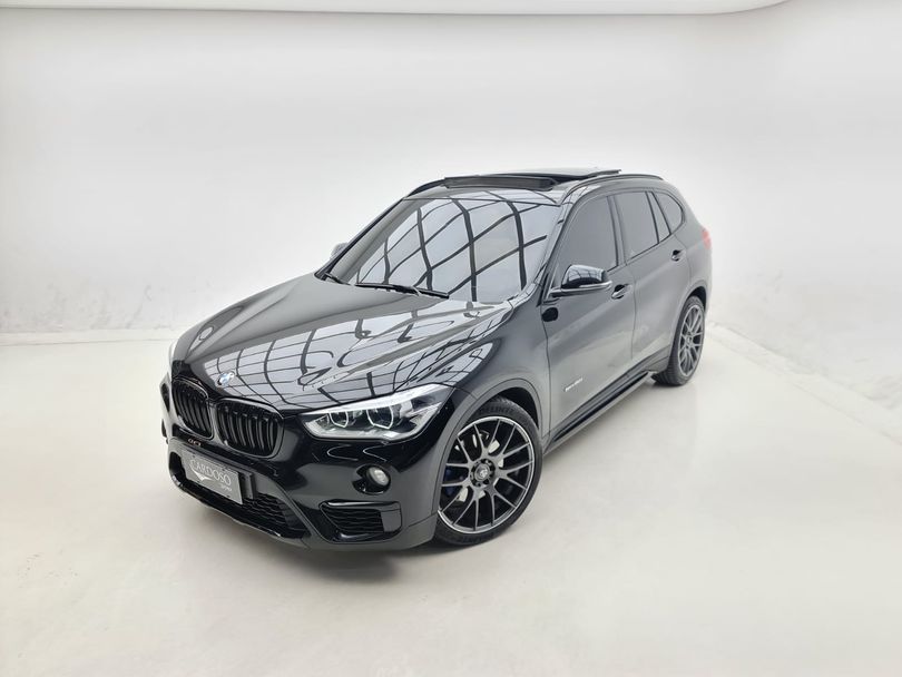 BMW X1 SDRIVE 20i X-Line 2.0 TB Active Flex