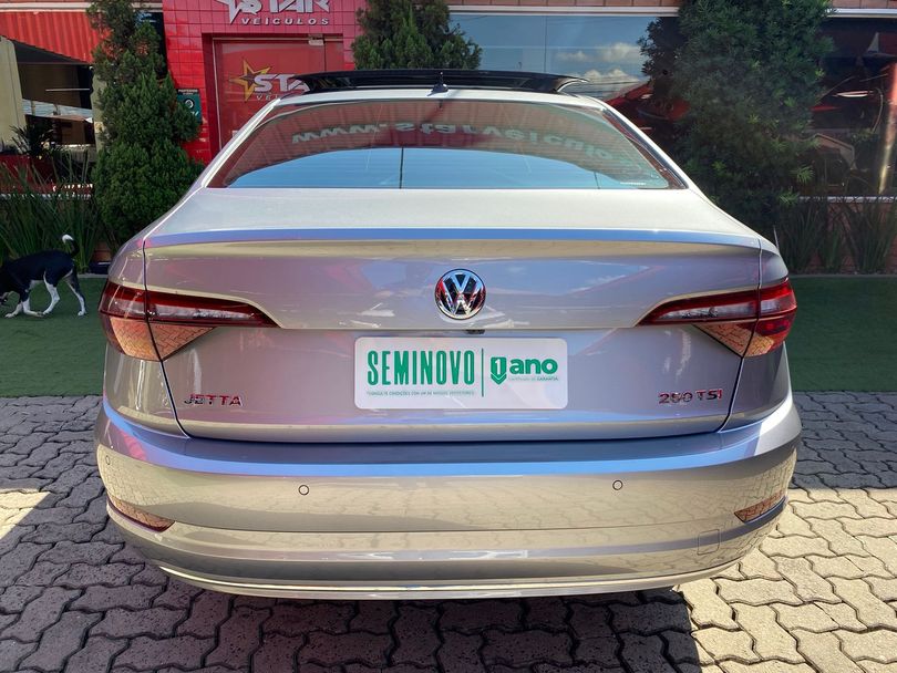 VolksWagen JETTA Comfort. 250 TSI 1.4 Flex 16v Aut.