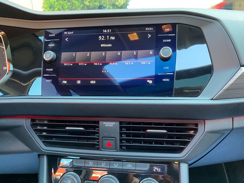 VolksWagen JETTA Comfort. 250 TSI 1.4 Flex 16v Aut.