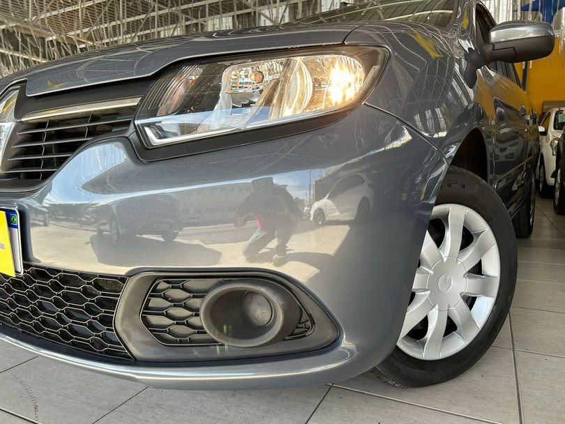 Renault SANDERO Expression Hi-Power 1.6 8V 5p