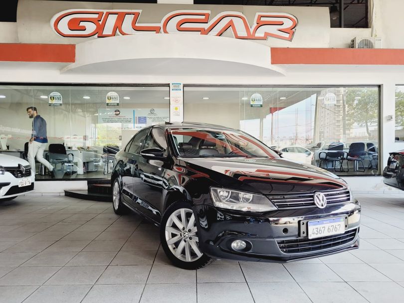 VolksWagen JETTA Comfortline 2.0 T.Flex 8V 4p Tipt.