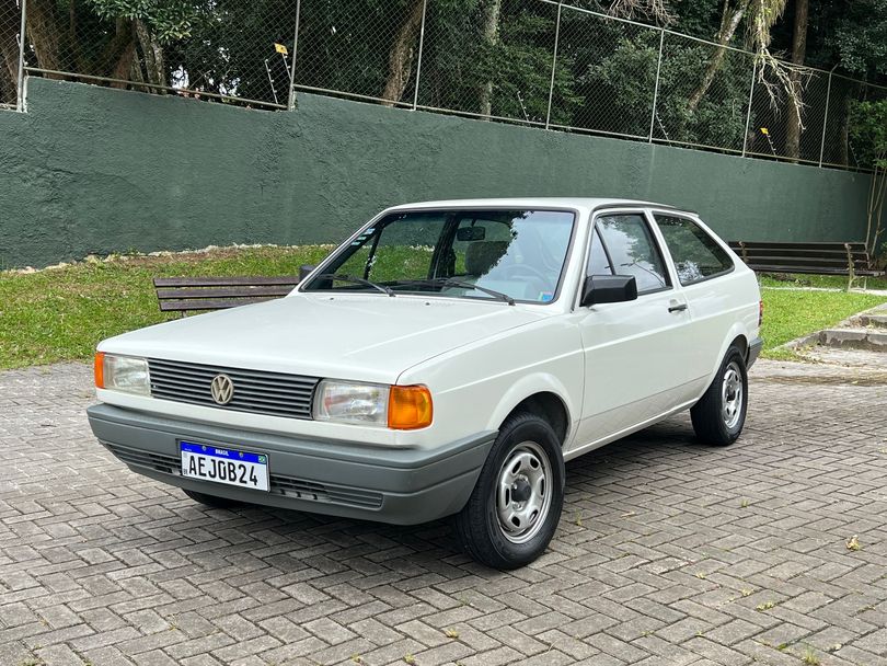 VolksWagen Gol 1000 (modelo antigo)