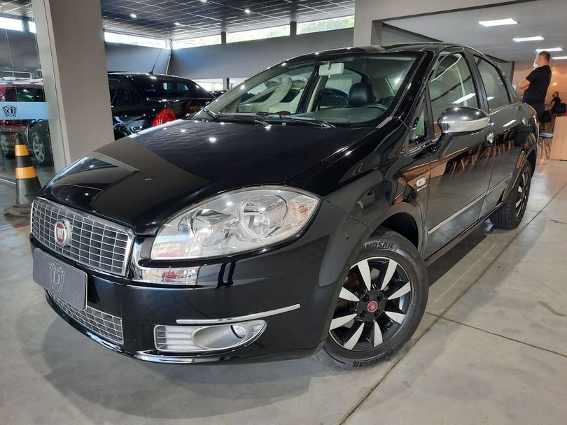 Fiat LINEA LX 1.9/ 1.8 Flex 16V Dualogic 4p