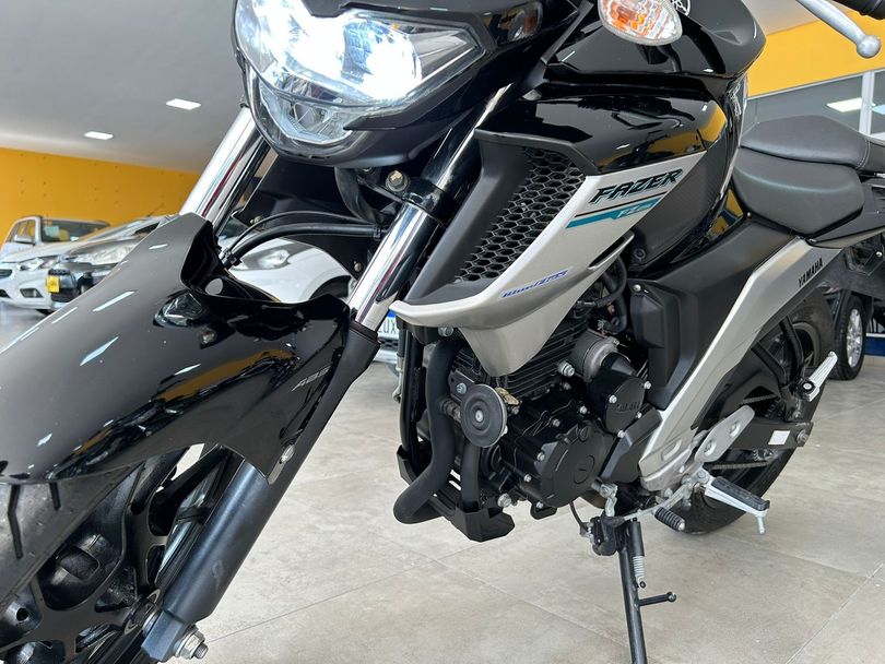 YAMAHA FZ25 250 FAZER FLEX