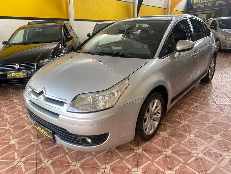 Citroën C4 GLX 1.6 Flex 16V 5p Mec.