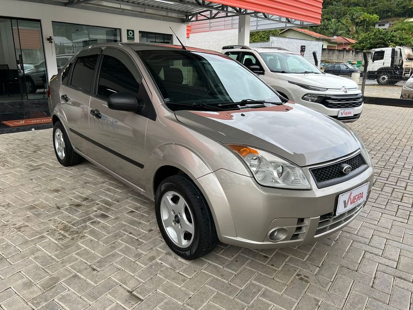 Ford Fiesta Sed. 1.6 8V Flex 4p