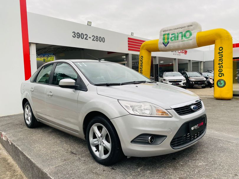 Ford Focus Sedan 2.0 16V/2.0 16V Flex 4p Aut.