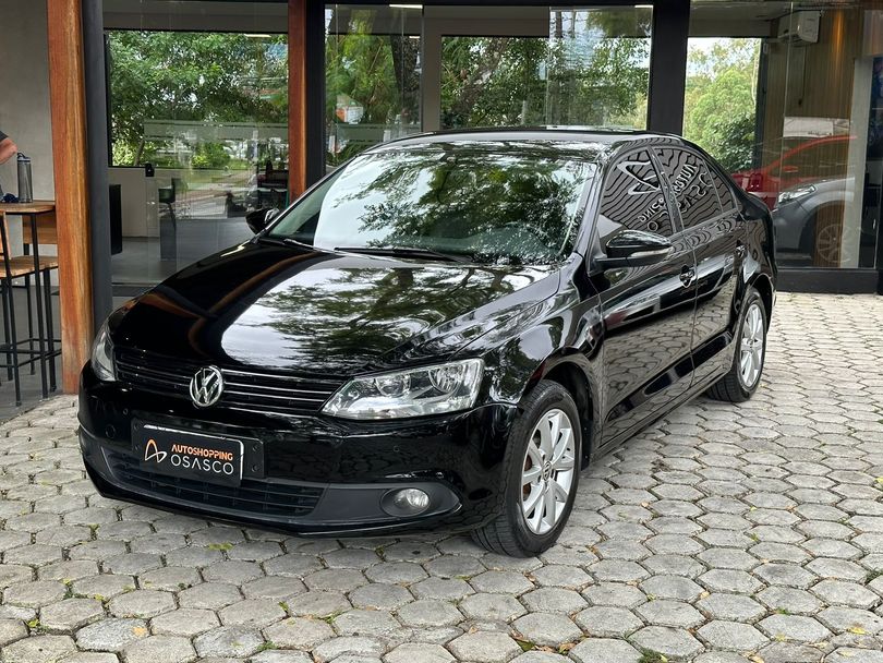 VolksWagen JETTA Comfortline 2.0 T.Flex 8V 4p Tipt.