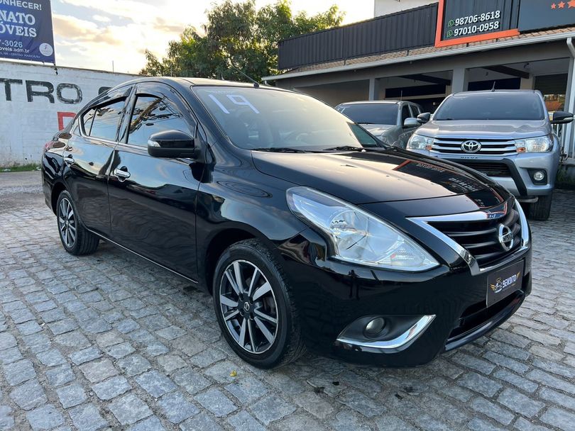 Nissan VERSA SL 1.6 16V FlexStart 4p Aut.