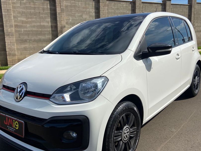 VolksWagen up! move 1.0 TSI Total Flex 12V 5p
