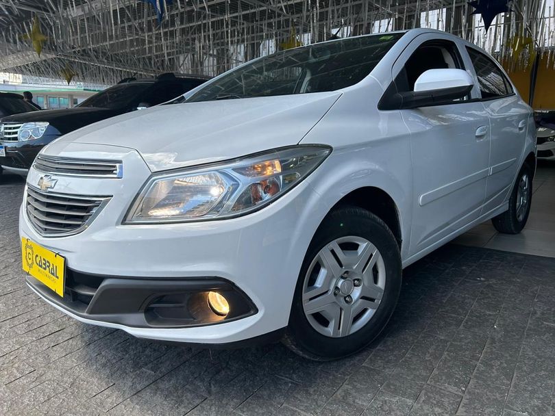 Chevrolet ONIX HATCH LT 1.0 8V FlexPower 5p Mec.