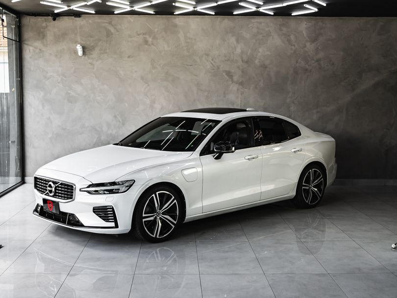 Volvo S60 T-8 R-DESIGN 2.0 407cv 4p Híbrido