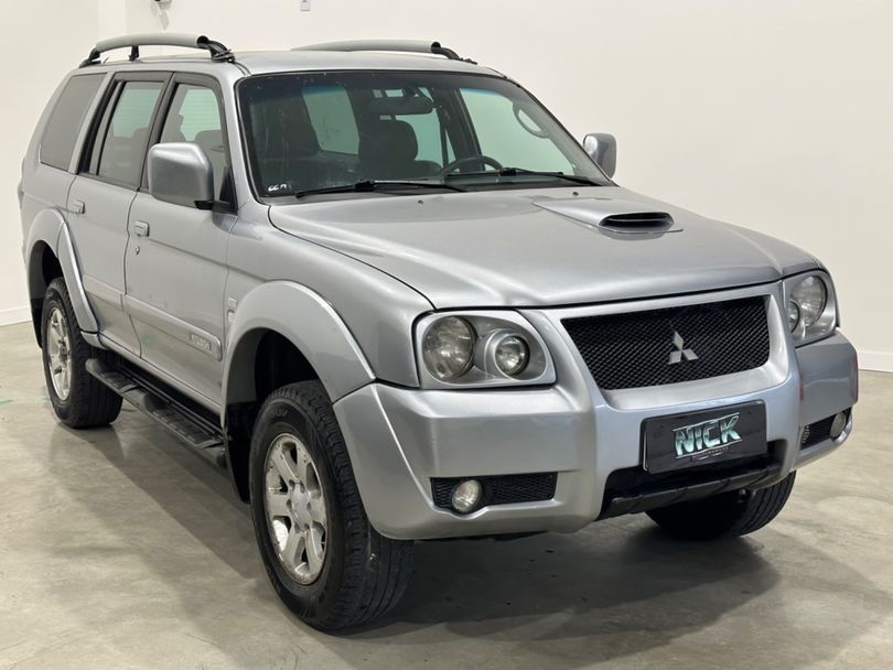 Mitsubishi Pajero Sport HPE 2.5 4x4 Diesel Aut.