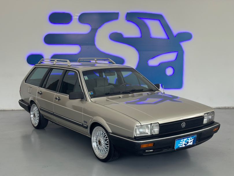 VolksWagen Quantum GLSi / GLS 1.8/Sport/ Family 2.0