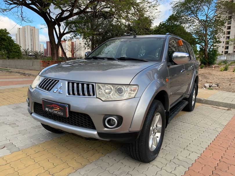 Mitsubishi Pajero DAKAR HPE 3.2 4x4 T.I Dies 5p Aut