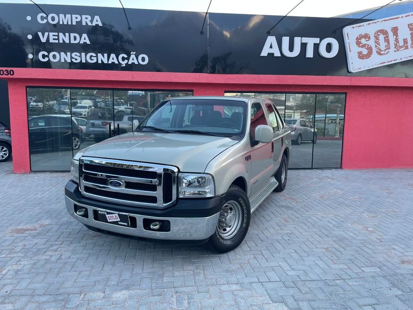 Ford F-250 Tropical 4.2 CE / CD Diesel TB