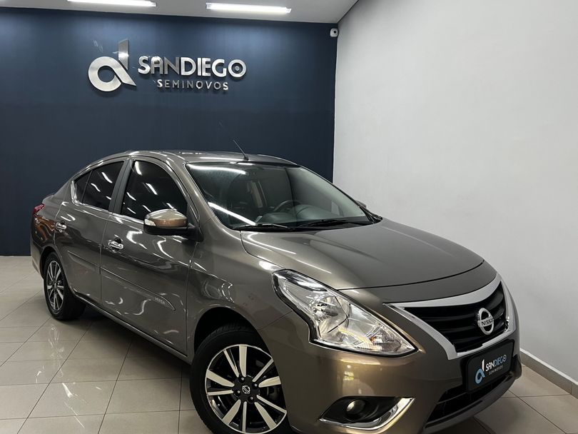 Nissan VERSA SL 1.6 16V FlexStart 4p Aut.