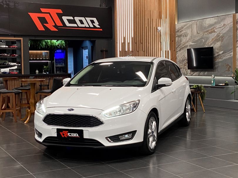 Ford Focus 1.6 S/SE/SE Plus Flex 8V/16V  5p