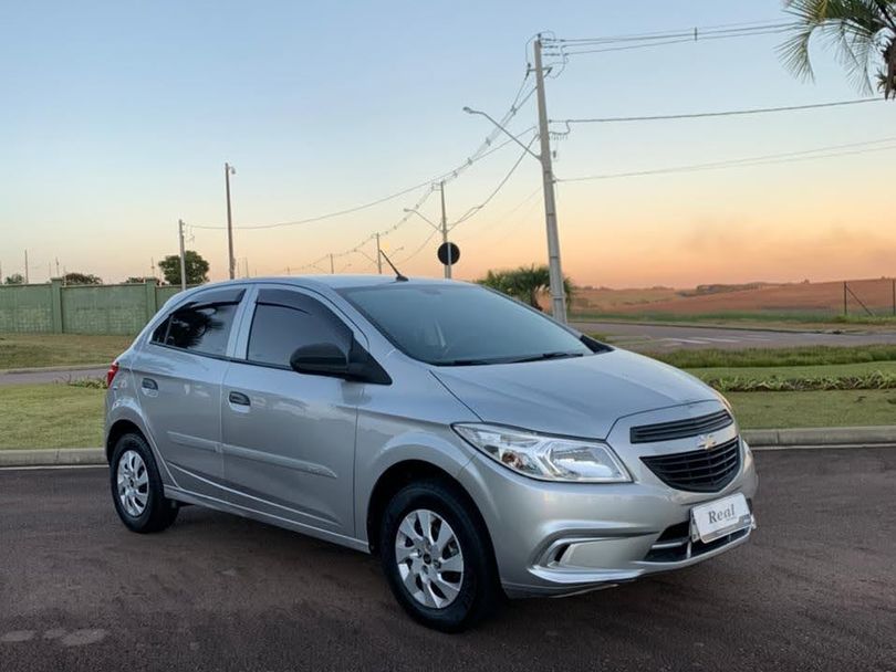 Chevrolet ONIX HATCH LS 1.0 8V FlexPower 5p Mec.