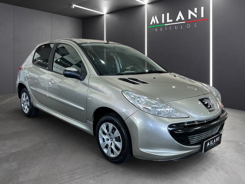 Peugeot 207 XR 1.4 Flex 8V 5p