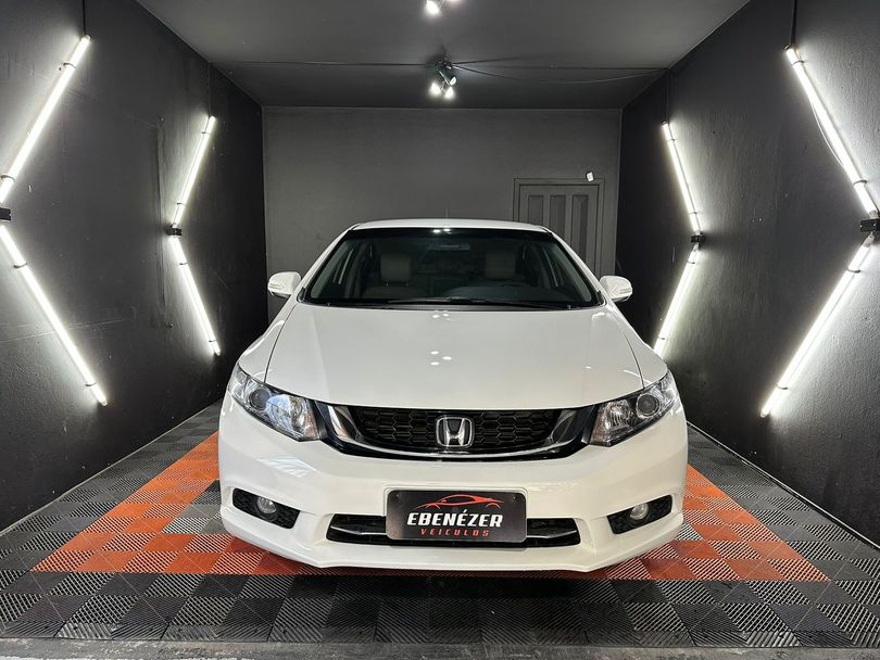 Honda Civic Sedan LXR 2.0 Flexone 16V Aut. 4p
