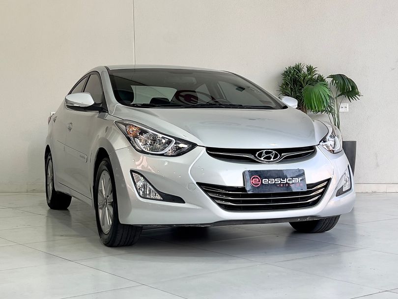 Hyundai Elantra GLS 2.0 16V Flex Aut.