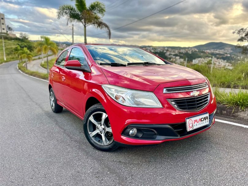 Chevrolet ONIX HATCH LT 1.0 8V FlexPower 5p Mec.