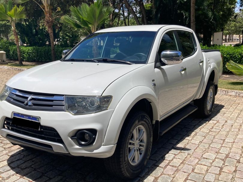 Mitsubishi L200 Triton HPE 3.2 CD TB Int.Diesel Aut