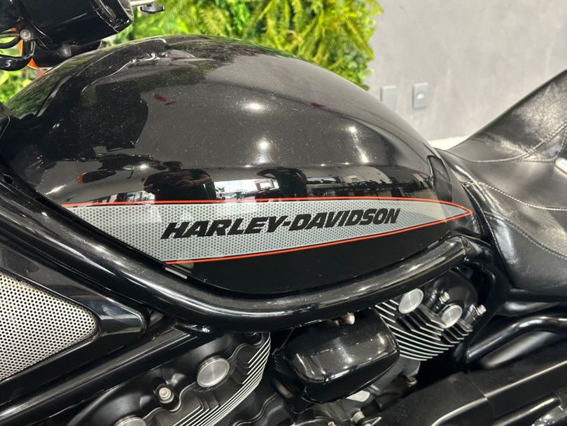 Harley V-ROD 1250cc MUSCLE VRSCF