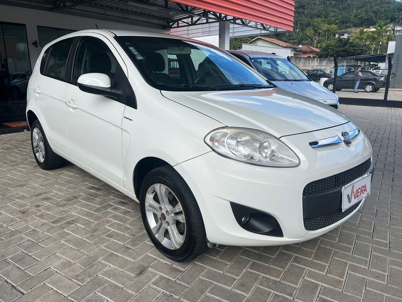 Fiat Palio ESSENCE Dualogic 1.6 Flex 16V 5p