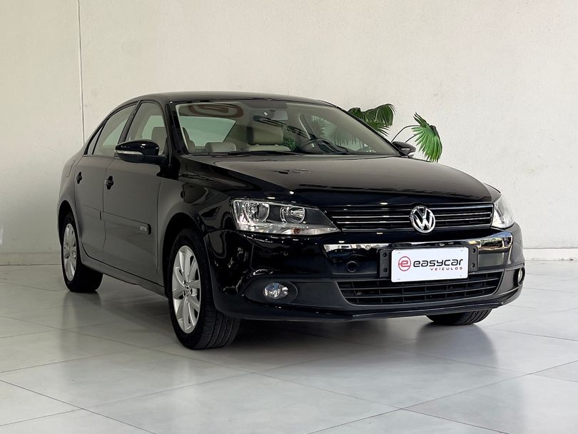 VolksWagen JETTA Comfortline 2.0 T.Flex 8V 4p Tipt.