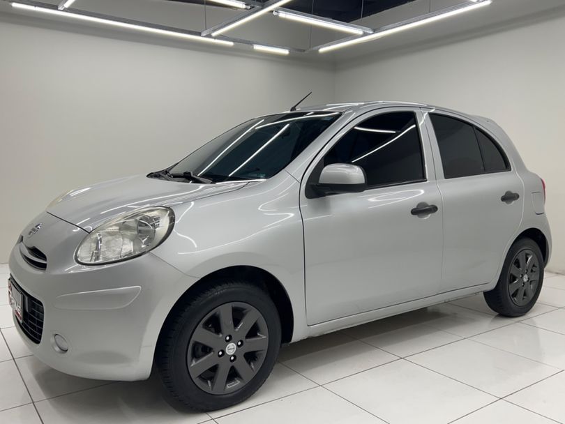 Nissan MARCH S 1.0 16V Flex Fuel 5p