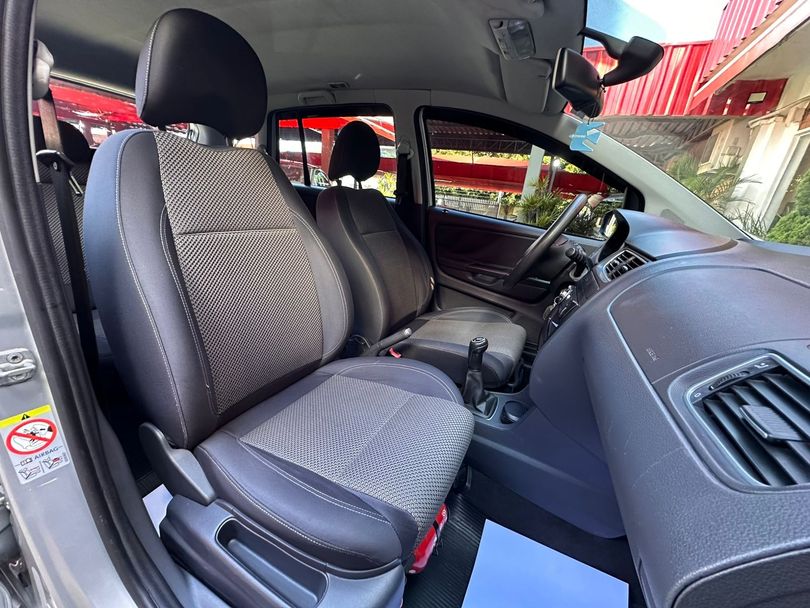 VolksWagen SPACEFOX  SPORTLINE/HIGHLINE 1.6 T.Flex