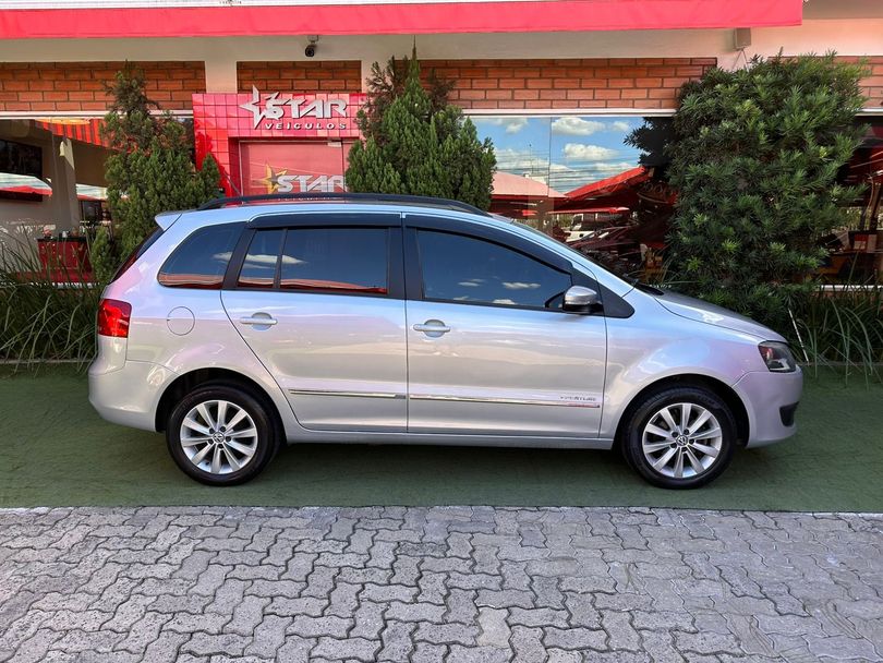 VolksWagen SPACEFOX  SPORTLINE/HIGHLINE 1.6 T.Flex