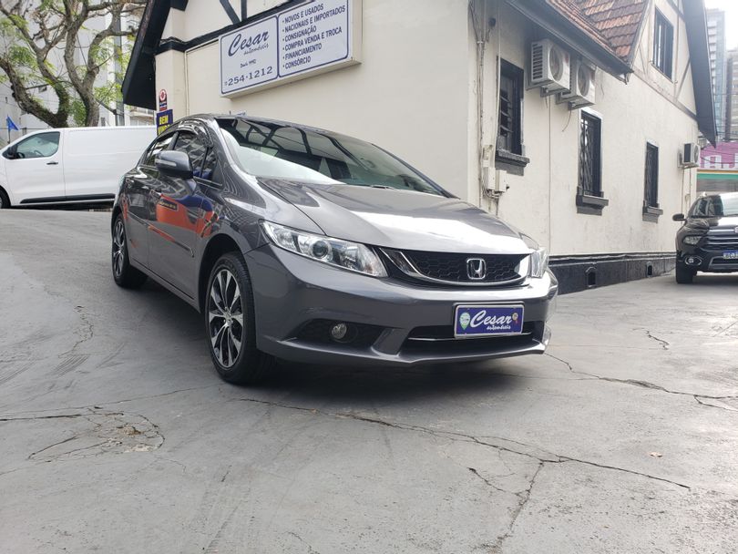 Honda Civic Sedan LXR 2.0 Flexone 16V Aut. 4p