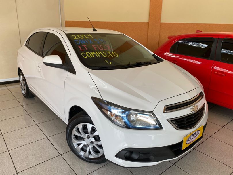 Chevrolet ONIX HATCH LT 1.4 8V FlexPower 5p Mec.