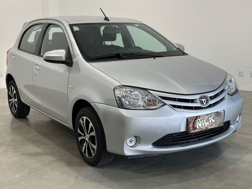 Toyota ETIOS XS 1.5 Flex 16V 5p Aut.